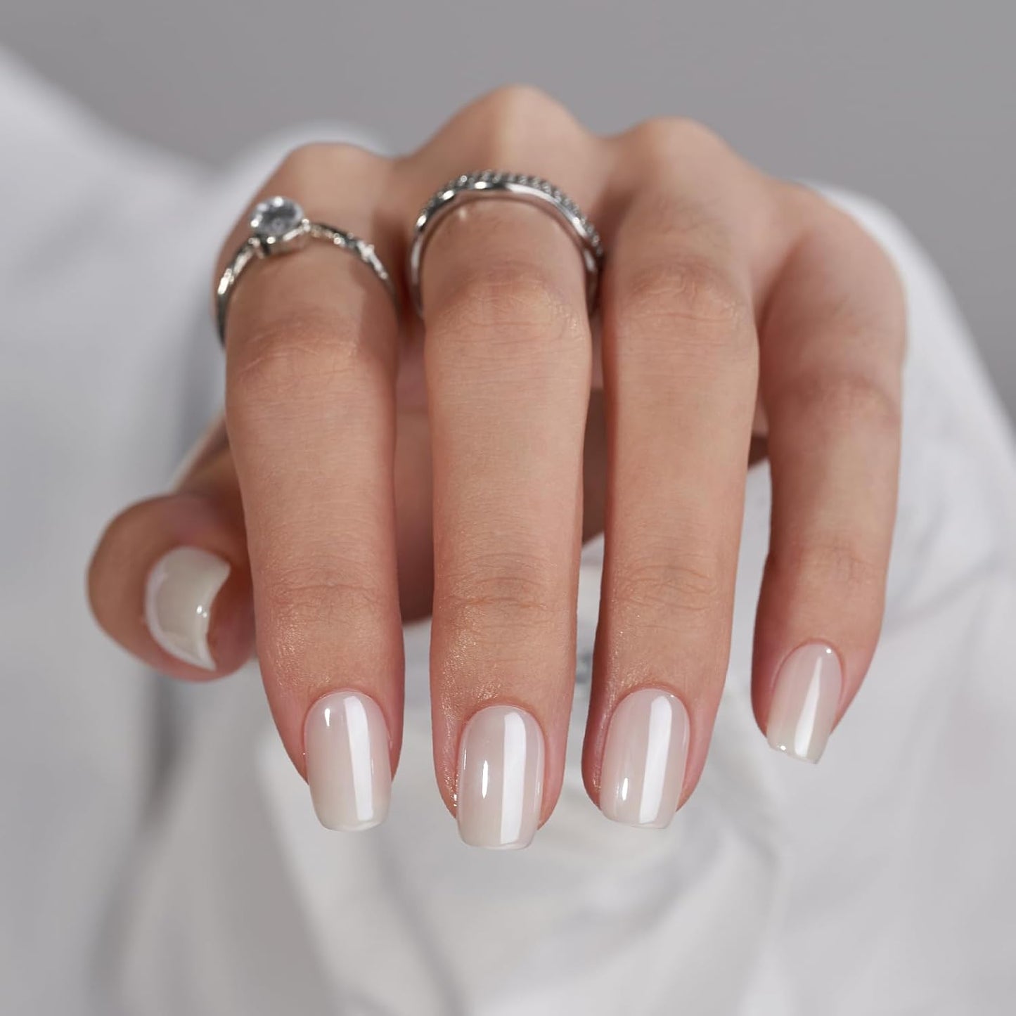 Short White Soft Gel Press-On Nails - Square Chrome Nail Tips, 30PCS Reusable Kit in 15 Sizes, Vanilla Glazed
